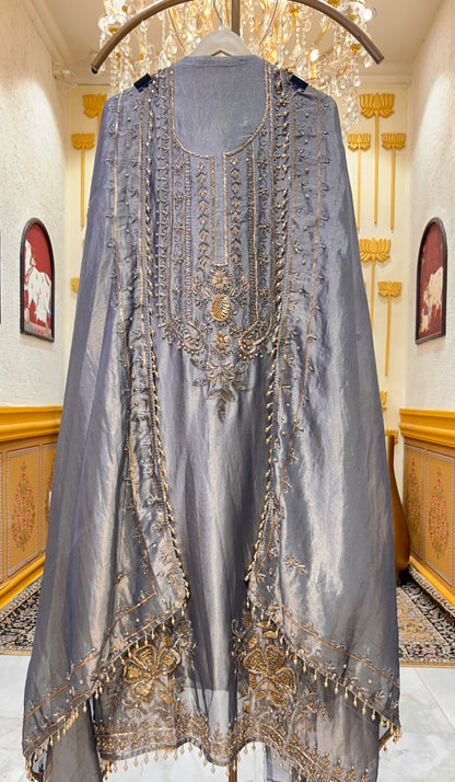 Meher Noor Élite Suit