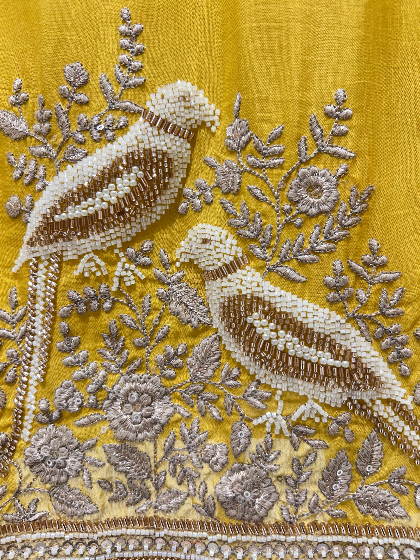 Vihana Mul Suit