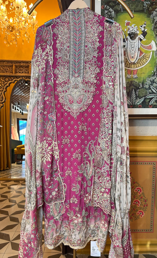 Mehrin Crepe Suit (Pink)