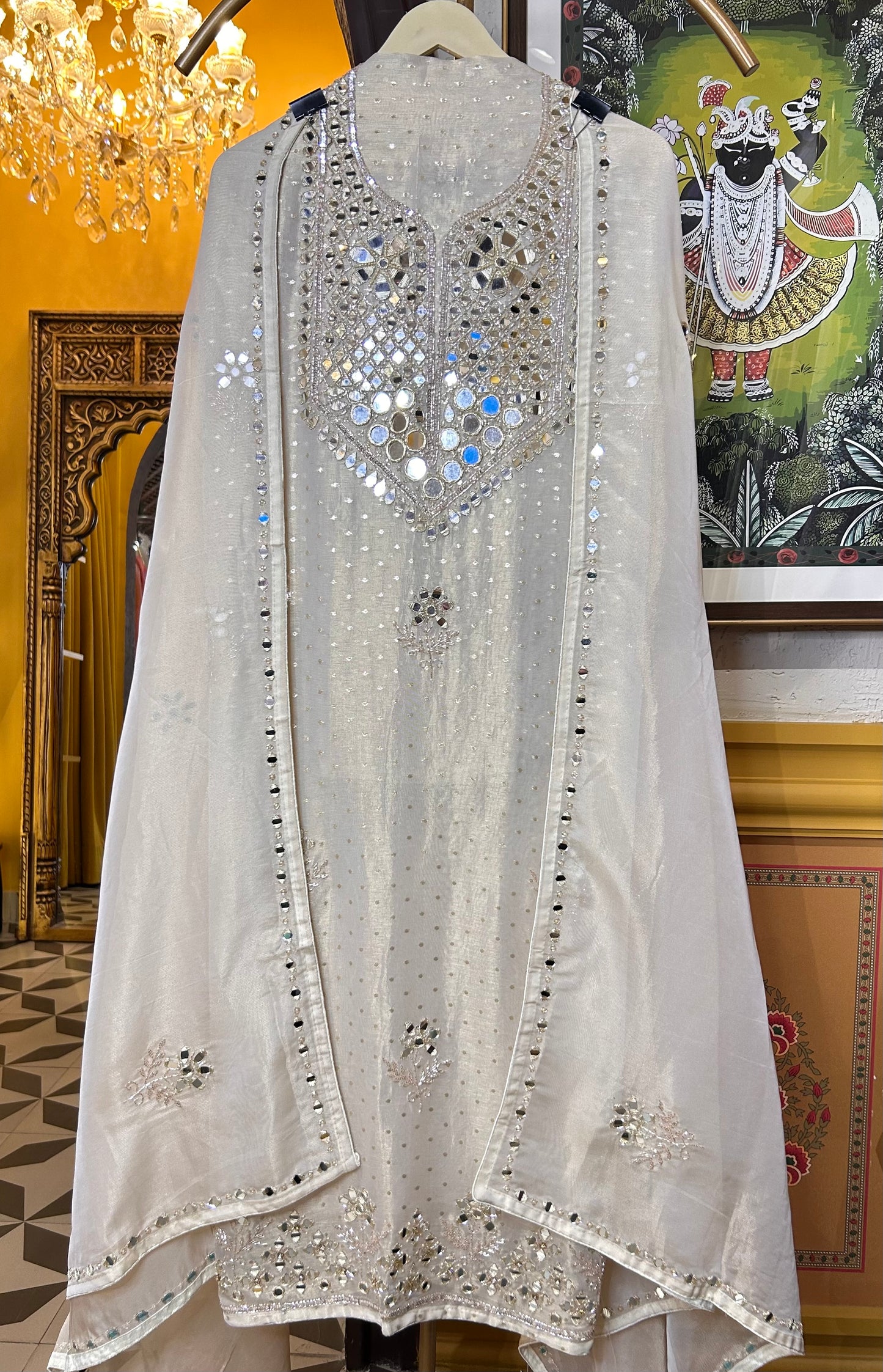 Sheeshmahal (Ivory)