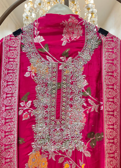 Nooran Kashi Suit