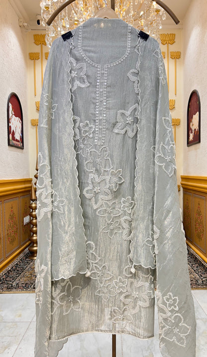Aaryamahi Tissue Suit