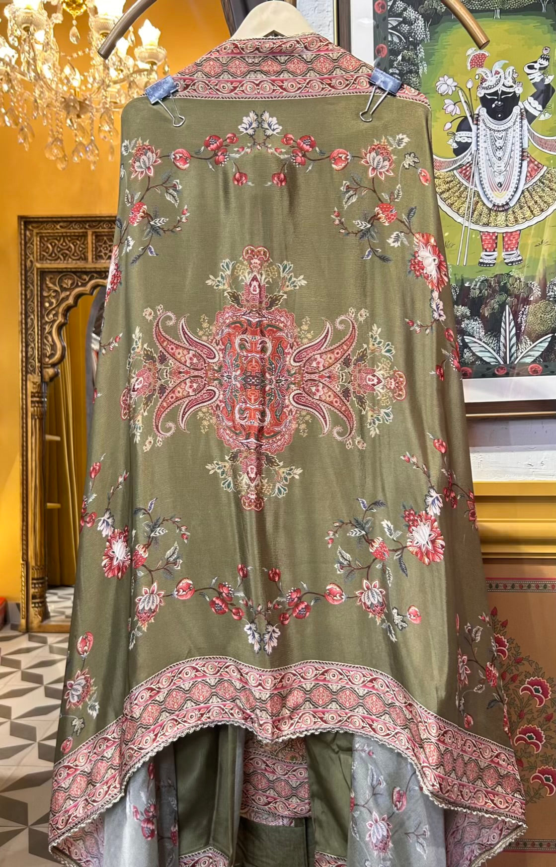 Nayesha Crepe Suit (Green)