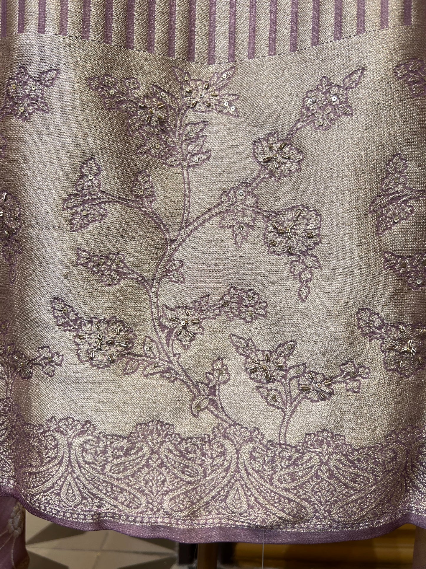 Aurévora Heritage Suit