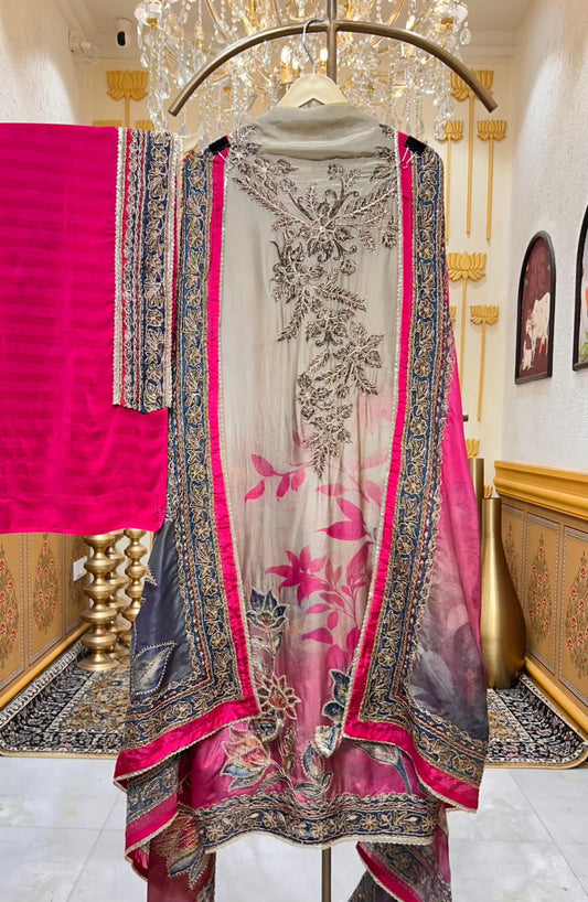Zarisha Zari Crest Suit (Pink)