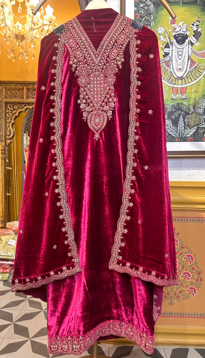 Vareesha Velvet Suit