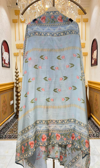 Aamira Dori Moti Organza Suit