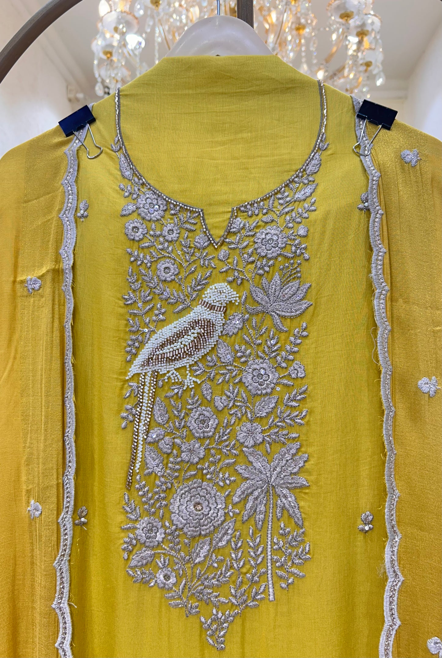 Vihana Mul Suit