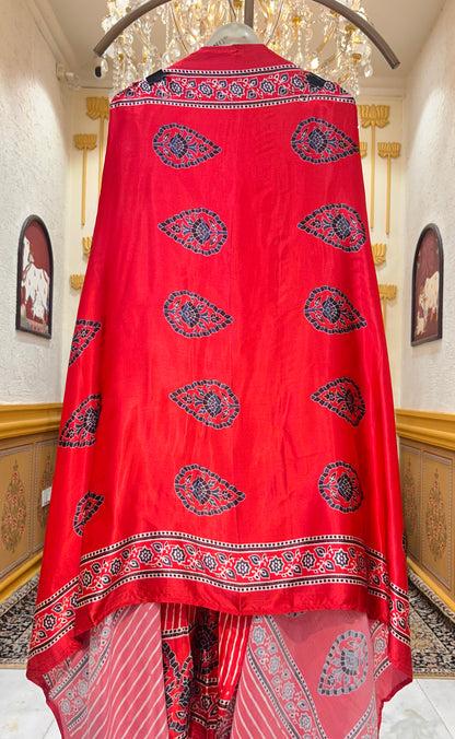 Gulnoré Heritage Suit