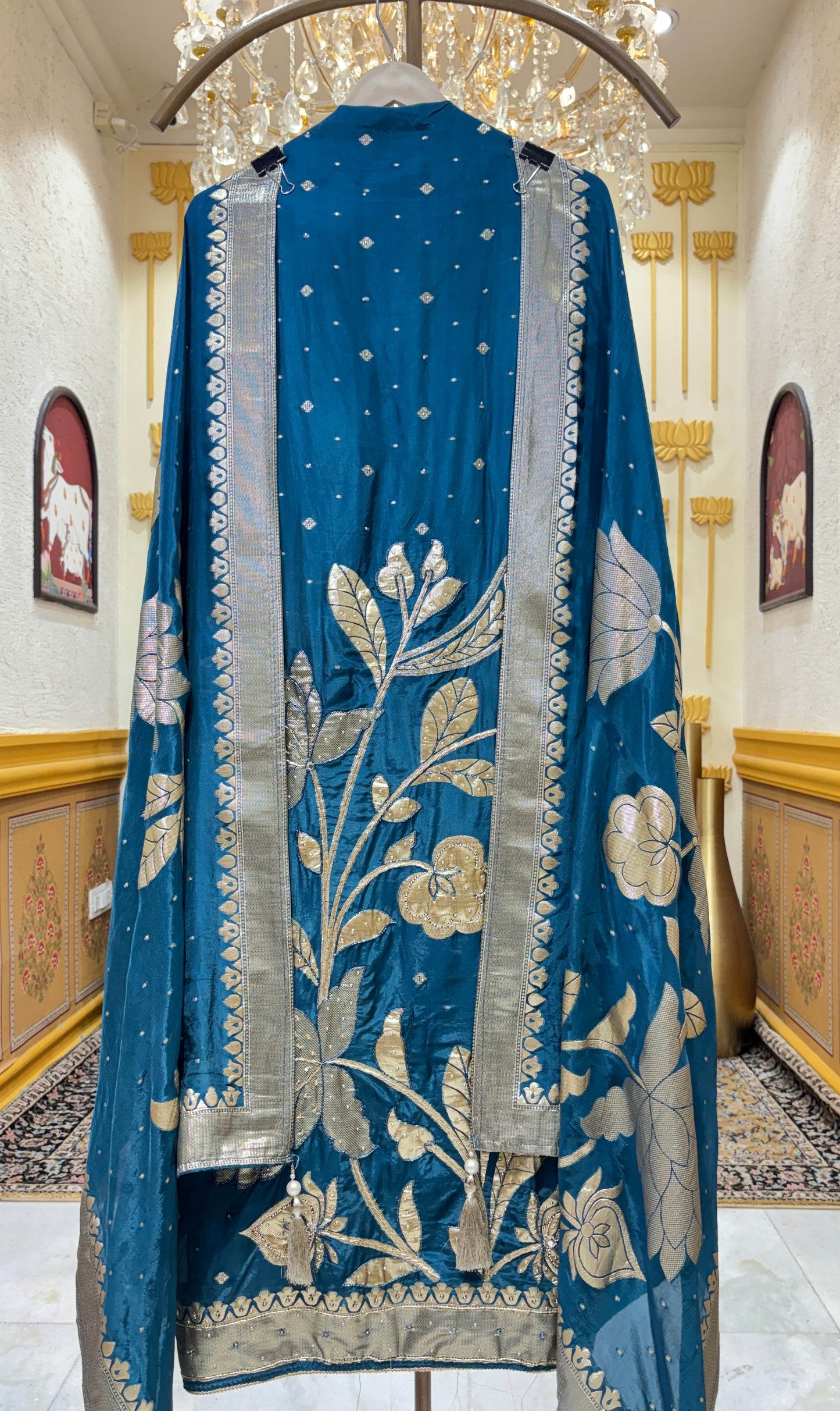 Kashi Viraasat Suit