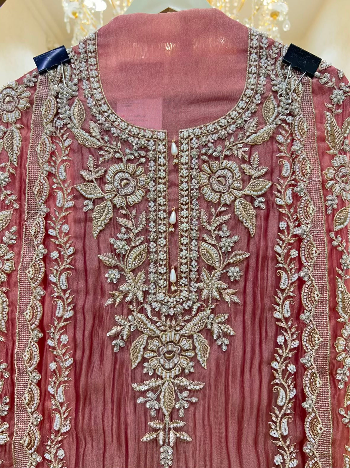 Aarini Tissue Élan Suit (Pink)