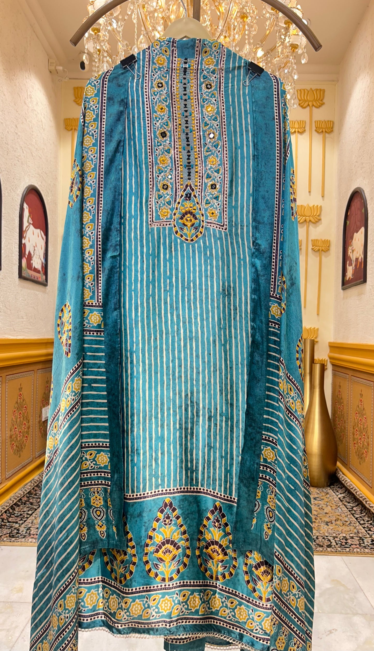 Gulnoré Heritage Suit