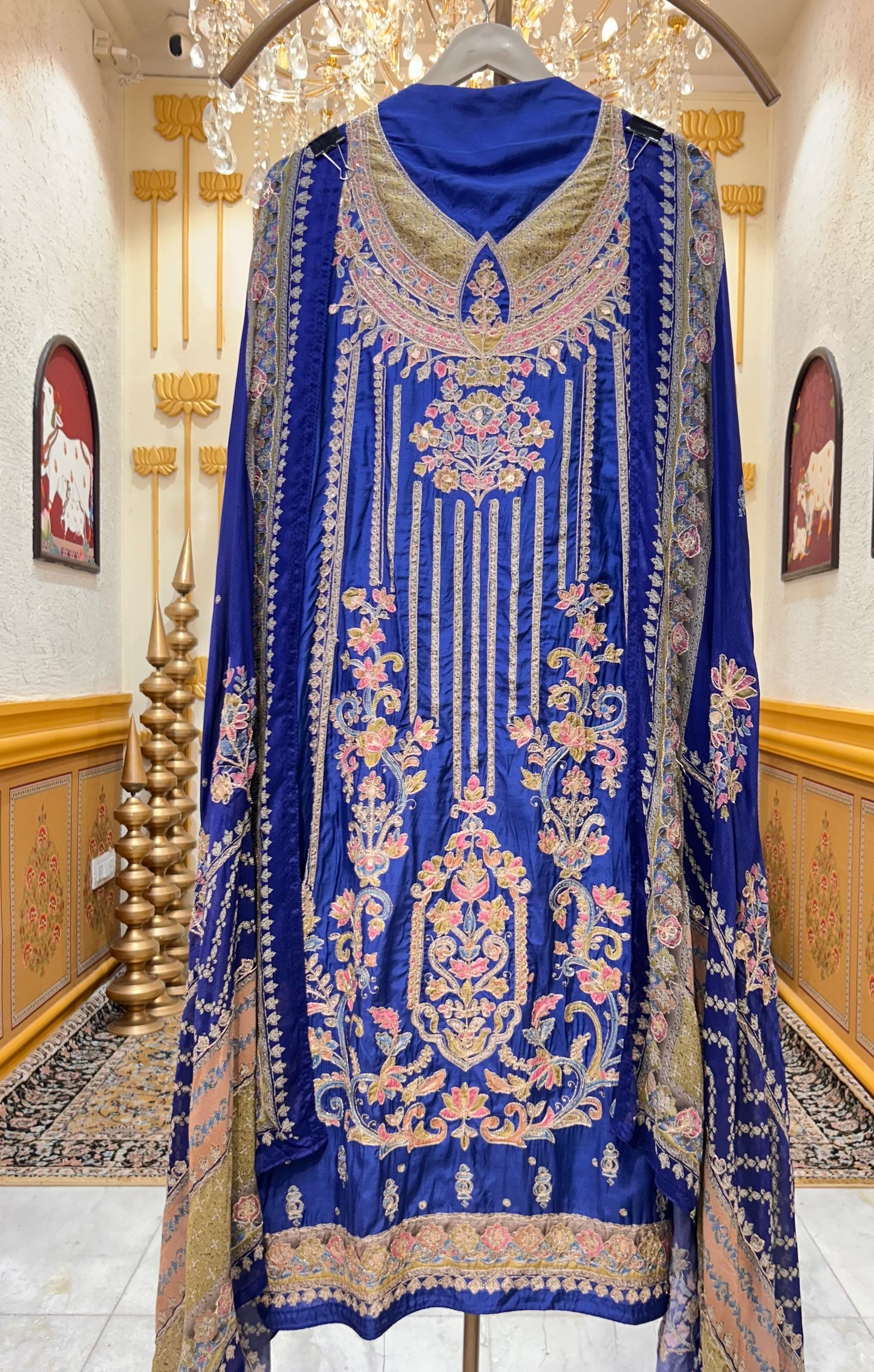 Rayanshi Stone Silk Suit