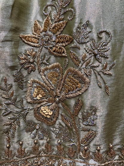 Meher Noor Élite Suit