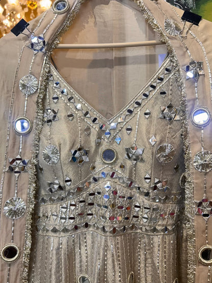 Zimal-é-Noor Anarkali
