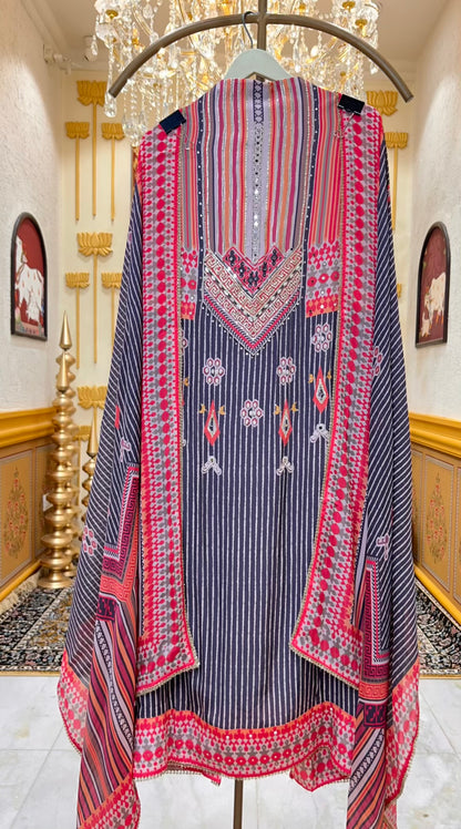 Zarmina Gota Pearl Suit (Silver Grey)