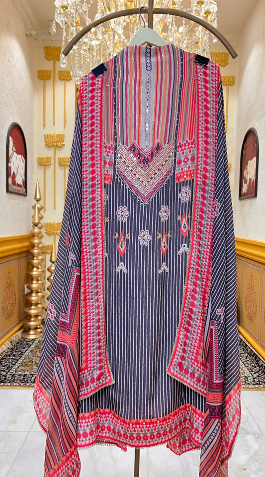 Zarmina Gota Pearl Suit (Silver Grey)