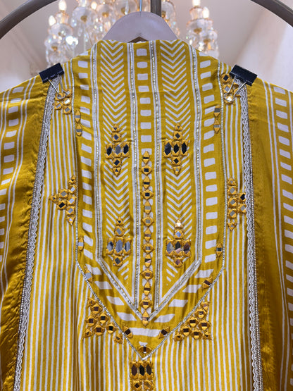 Shahnoor Bandhej Suit