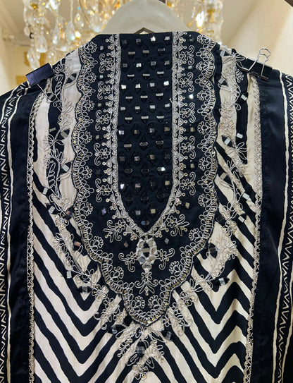 Raunaq Gajji Suit