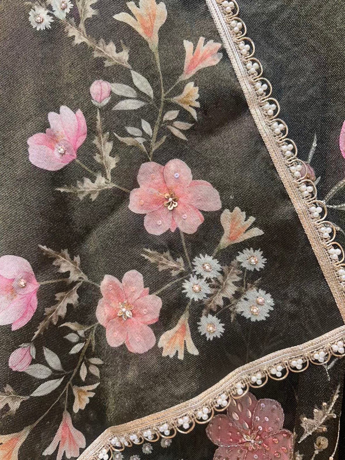 Zarveesha Handprint Élan Suit (Green)