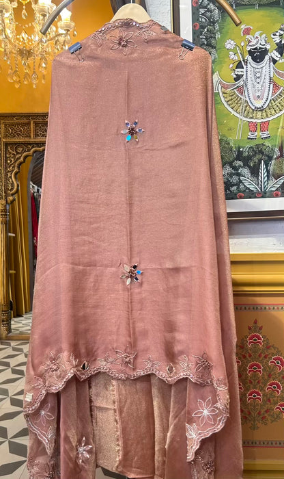 Zarqina-é-Noor (Rust)