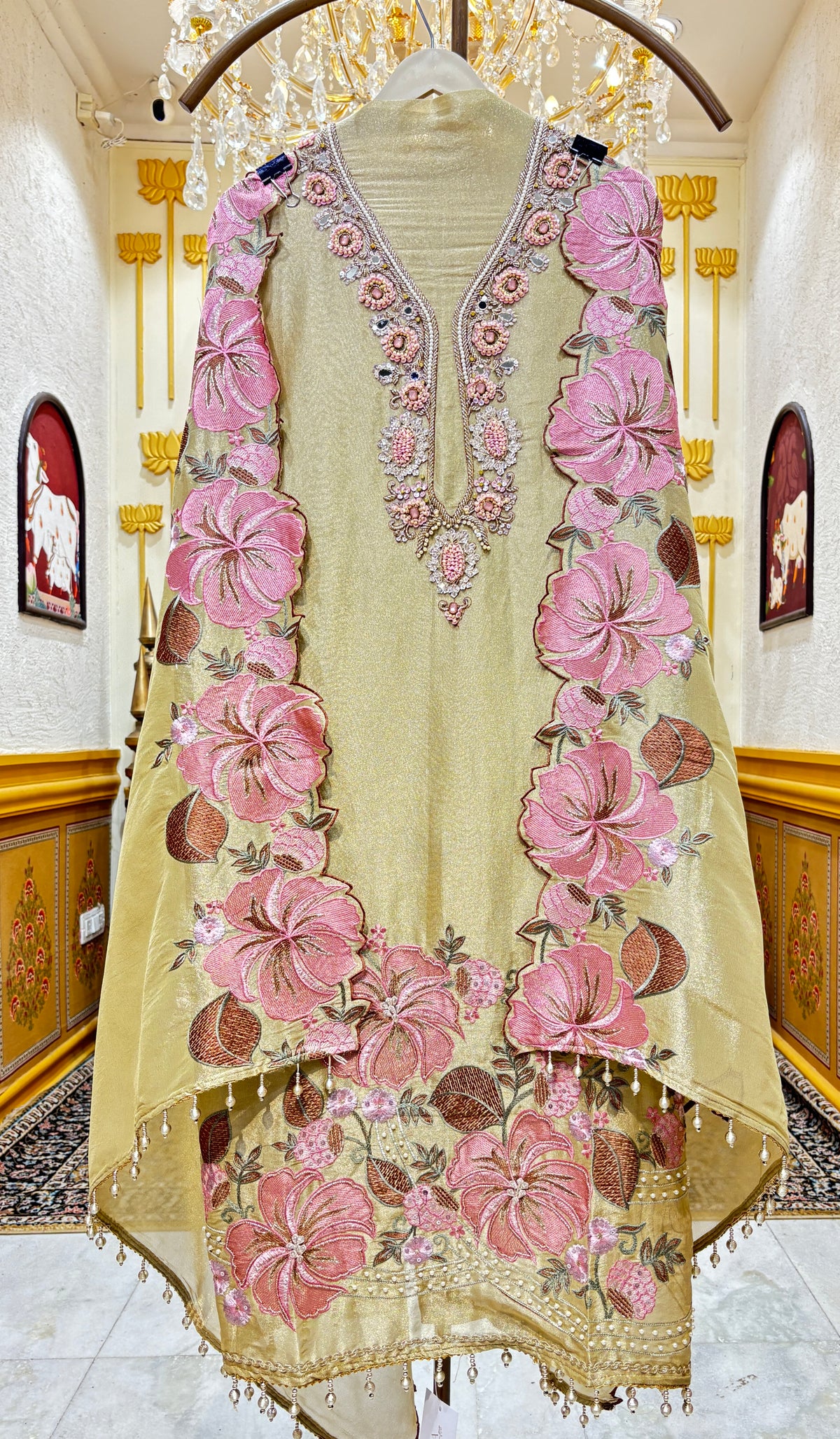 Mehrzoya Bloom Suit