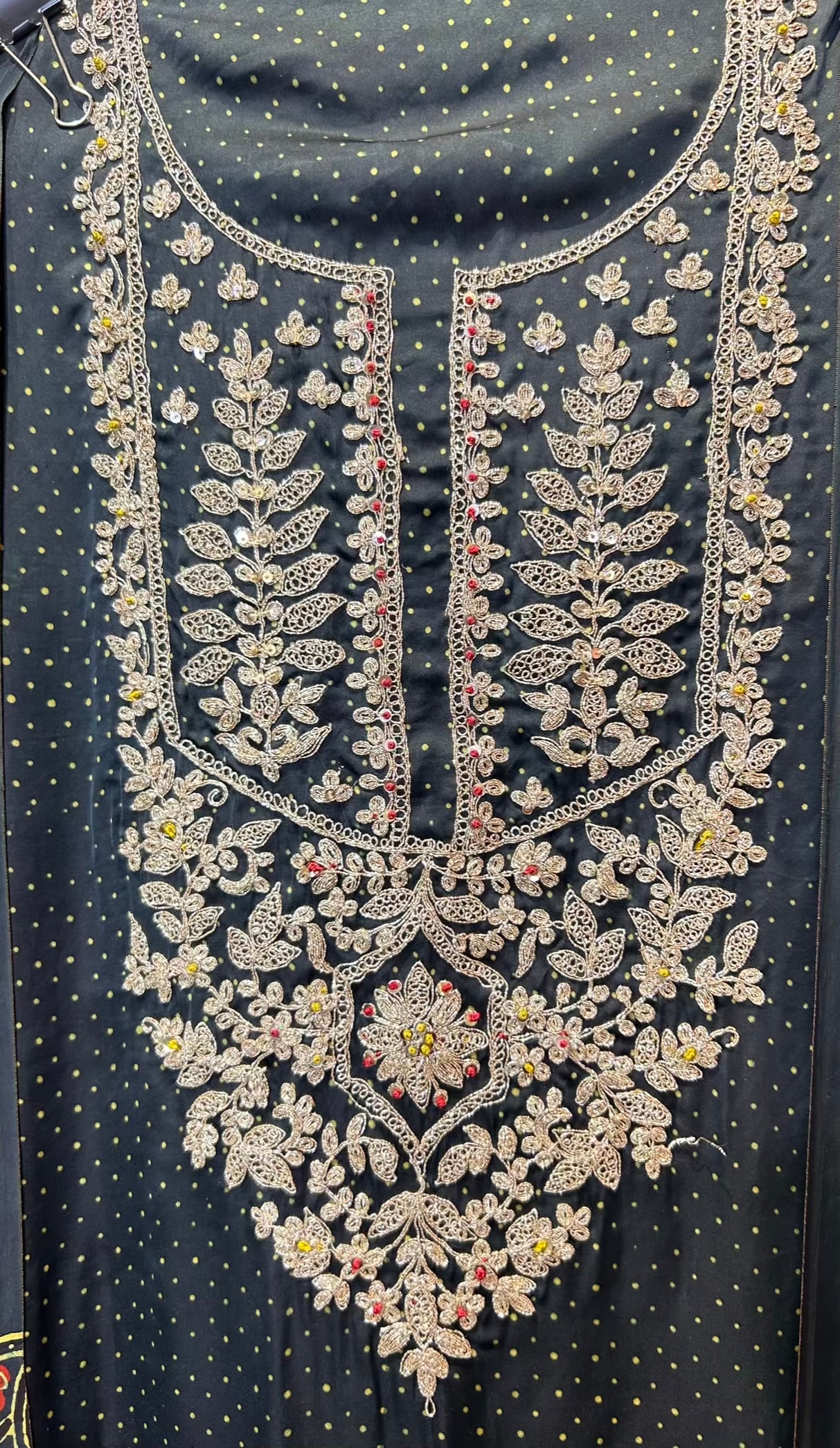 Ameira-é-Shaam Suit (Green)