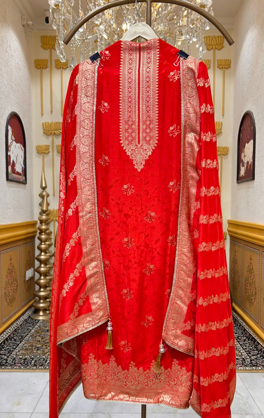 Elira Banarasi Loom Suit (Red)
