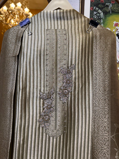Aurévora Heritage Suit