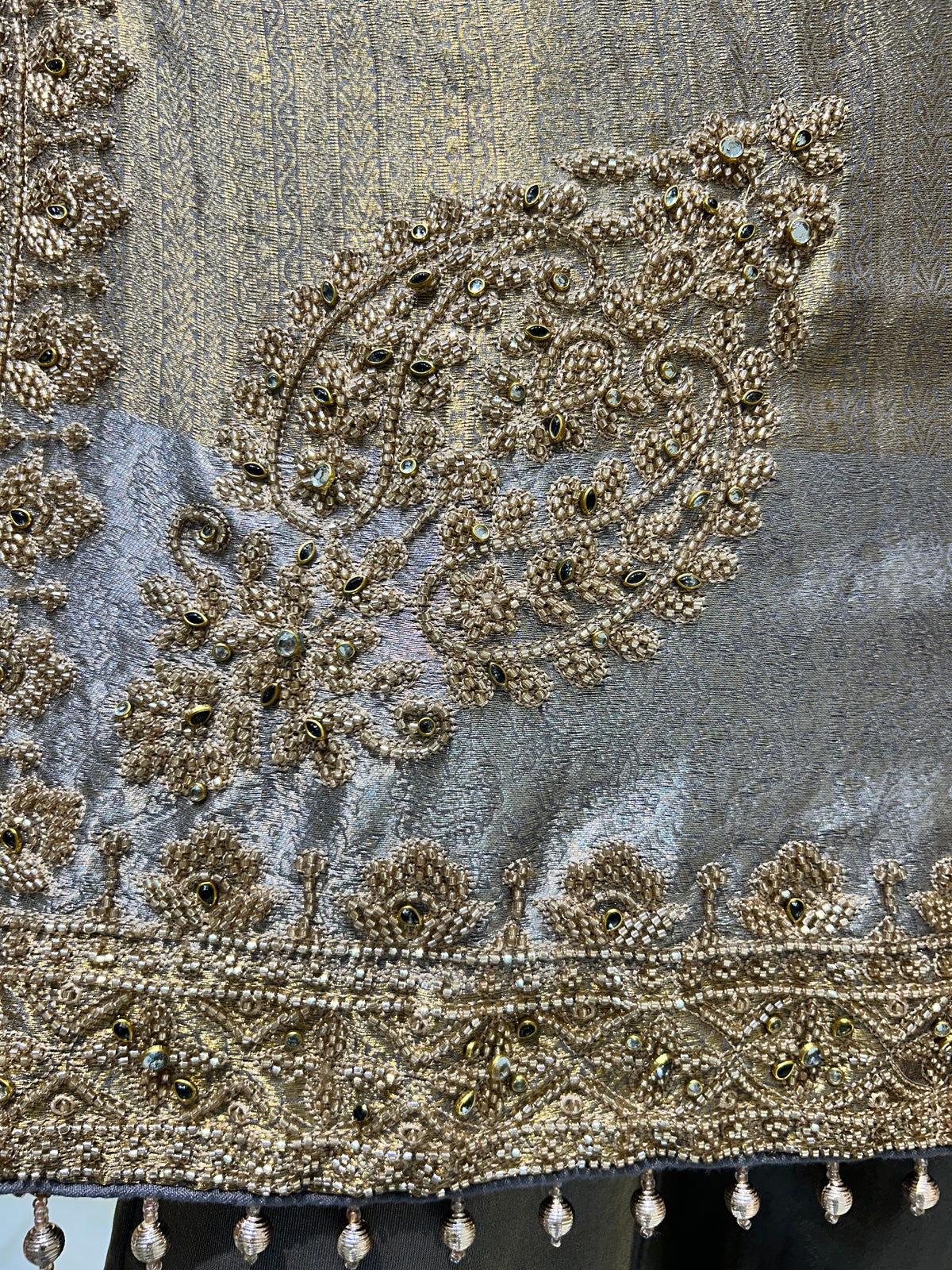 Kundanara Pakistani Suit