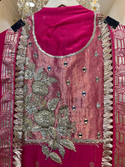 Shahvira Gota Mahal Suit (Magenta)