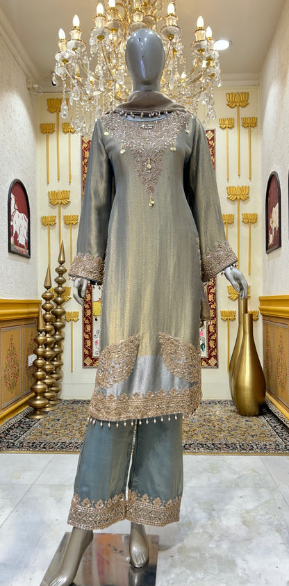 Kundanara Pakistani Suit