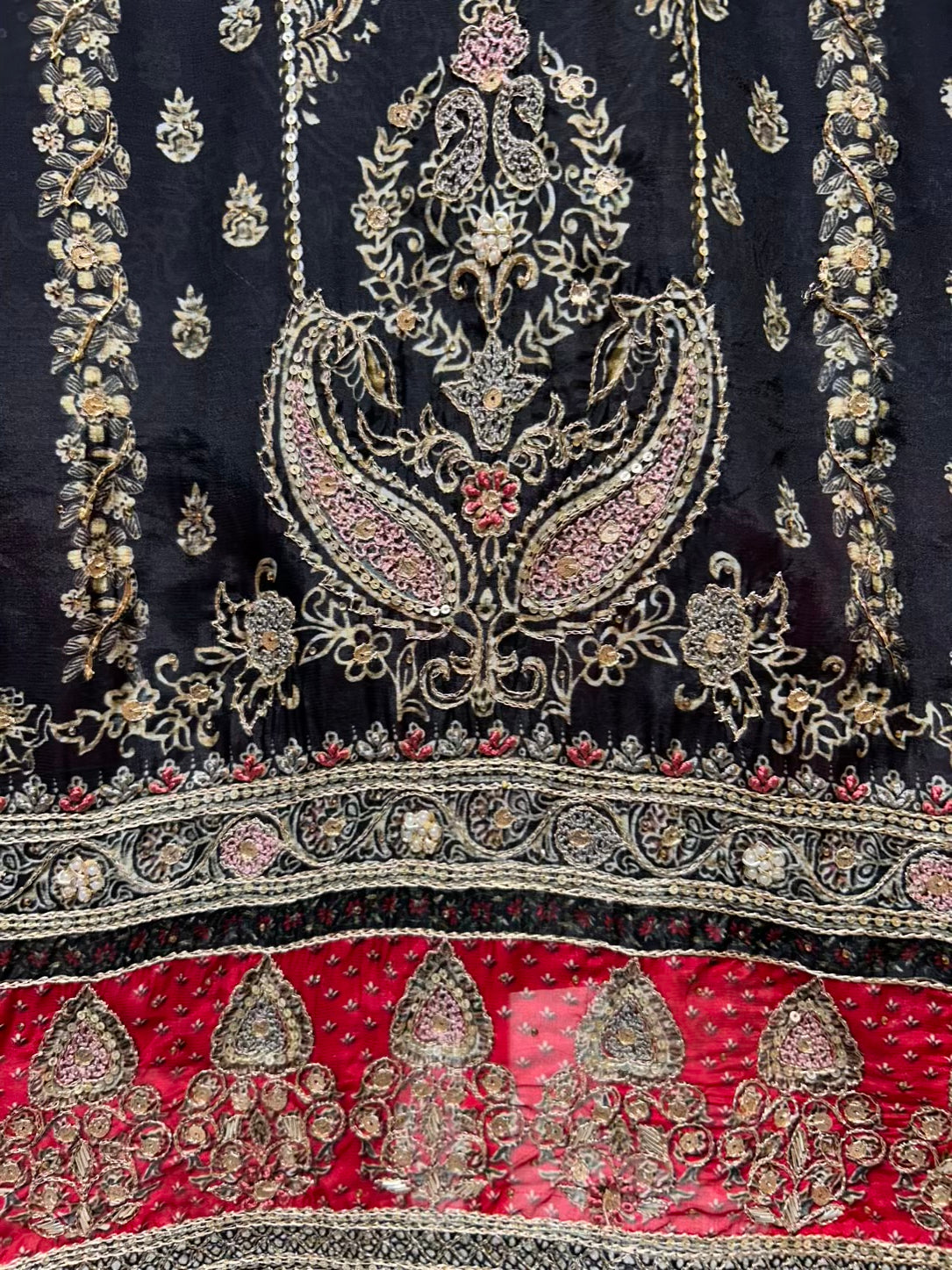 Ishmira Zari Flow Suit (Black)