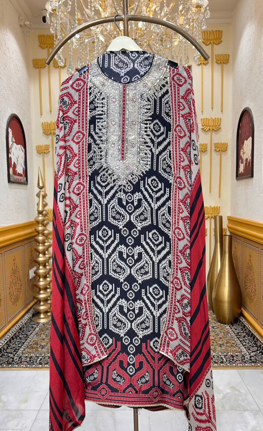 Aavira Sehra Silk Suit (Black)