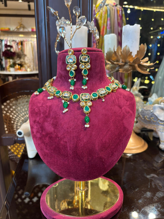 Zamurdé-Noor Kundan Set