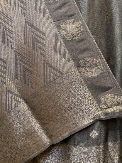 Auréline Shimmer Pure Silk Suit