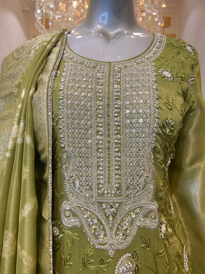 Rivaya Shimmer Banarasi Set