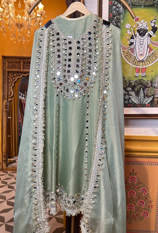 Zarfeen Royale