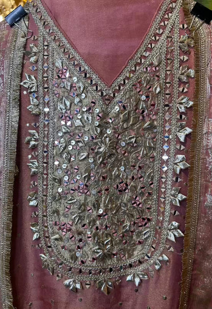 Hayat-e-Husn (Pink)
