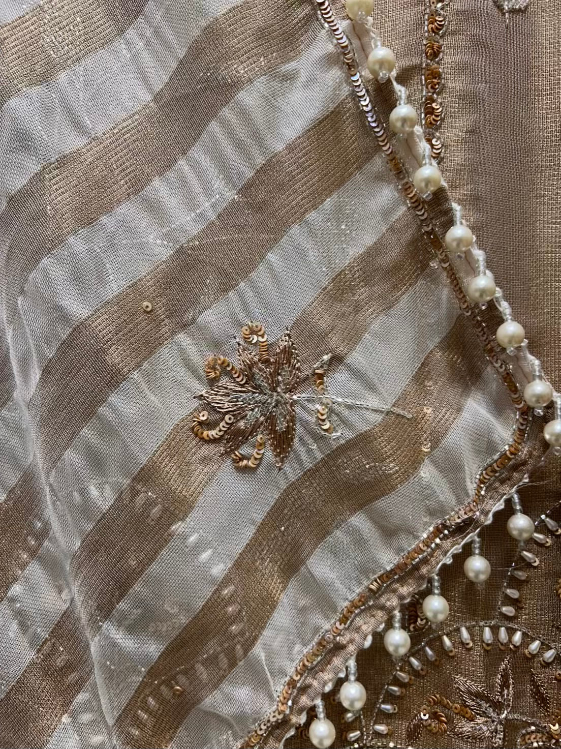 Zarehza Cutdana Élan Suit (Beige)