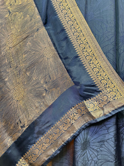 Zarelle Banoré Silk Suit