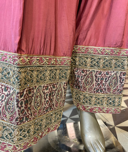 Zivanya Pakistani Suit