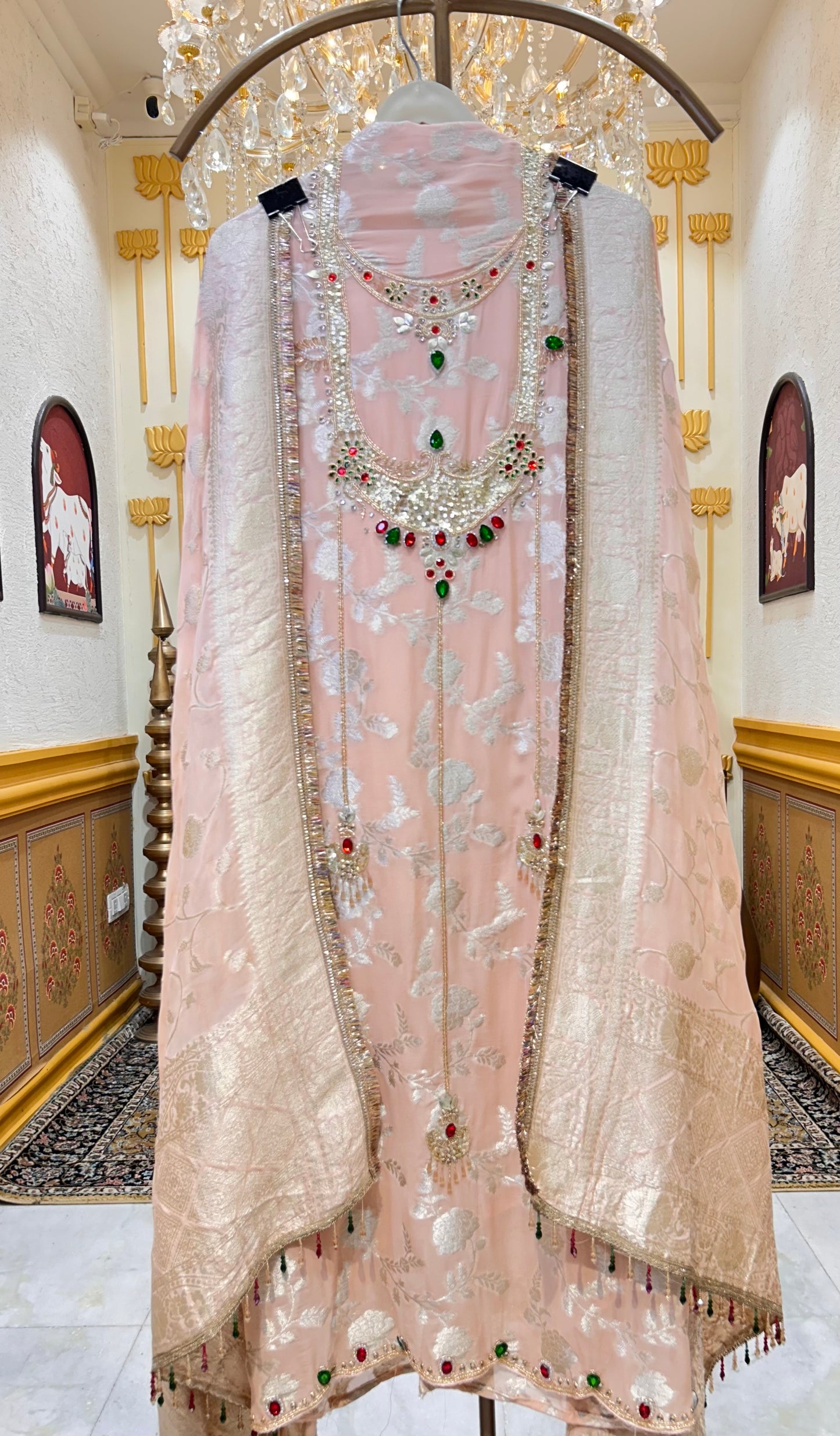 Gulnaar Viraasat Suit