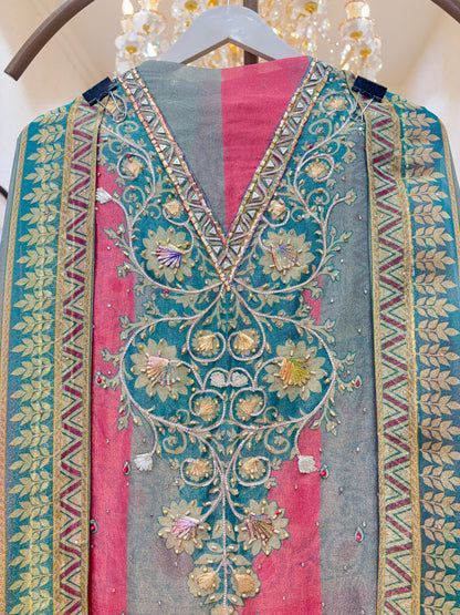Kairavi Organza Suit