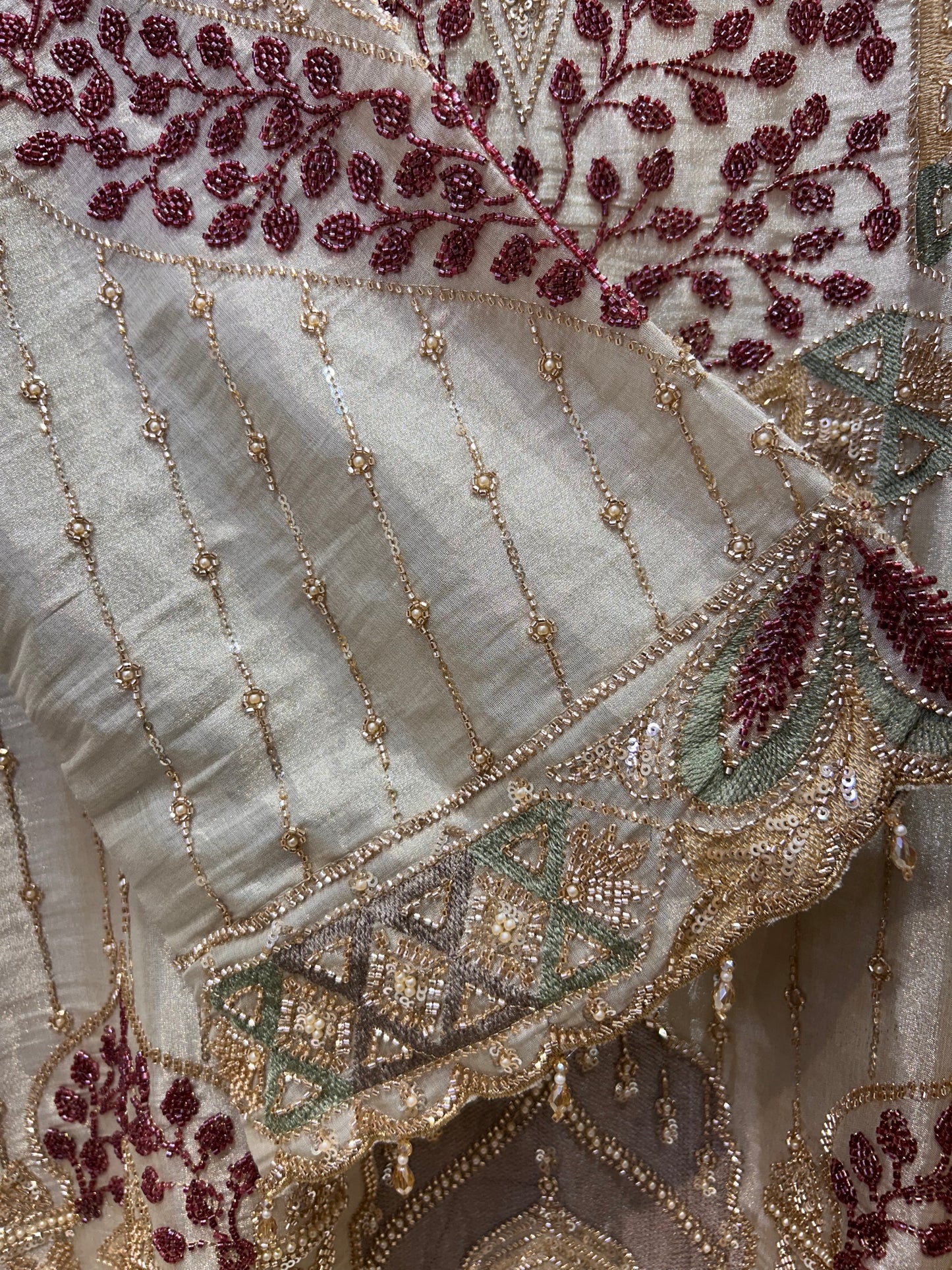 Vaanya Organza Elegance Set