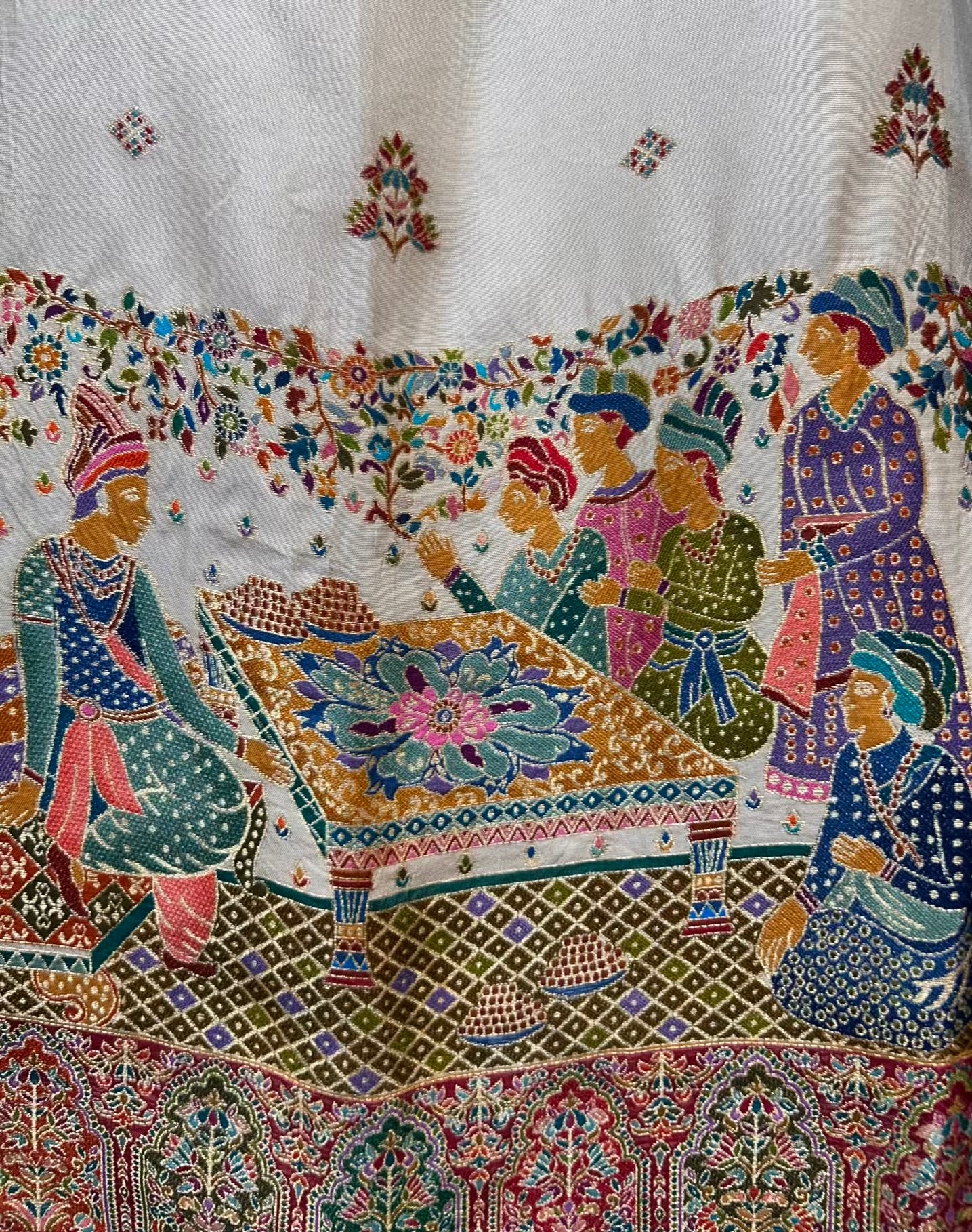 Sarnooré Woven Taj Suit (Ivory)