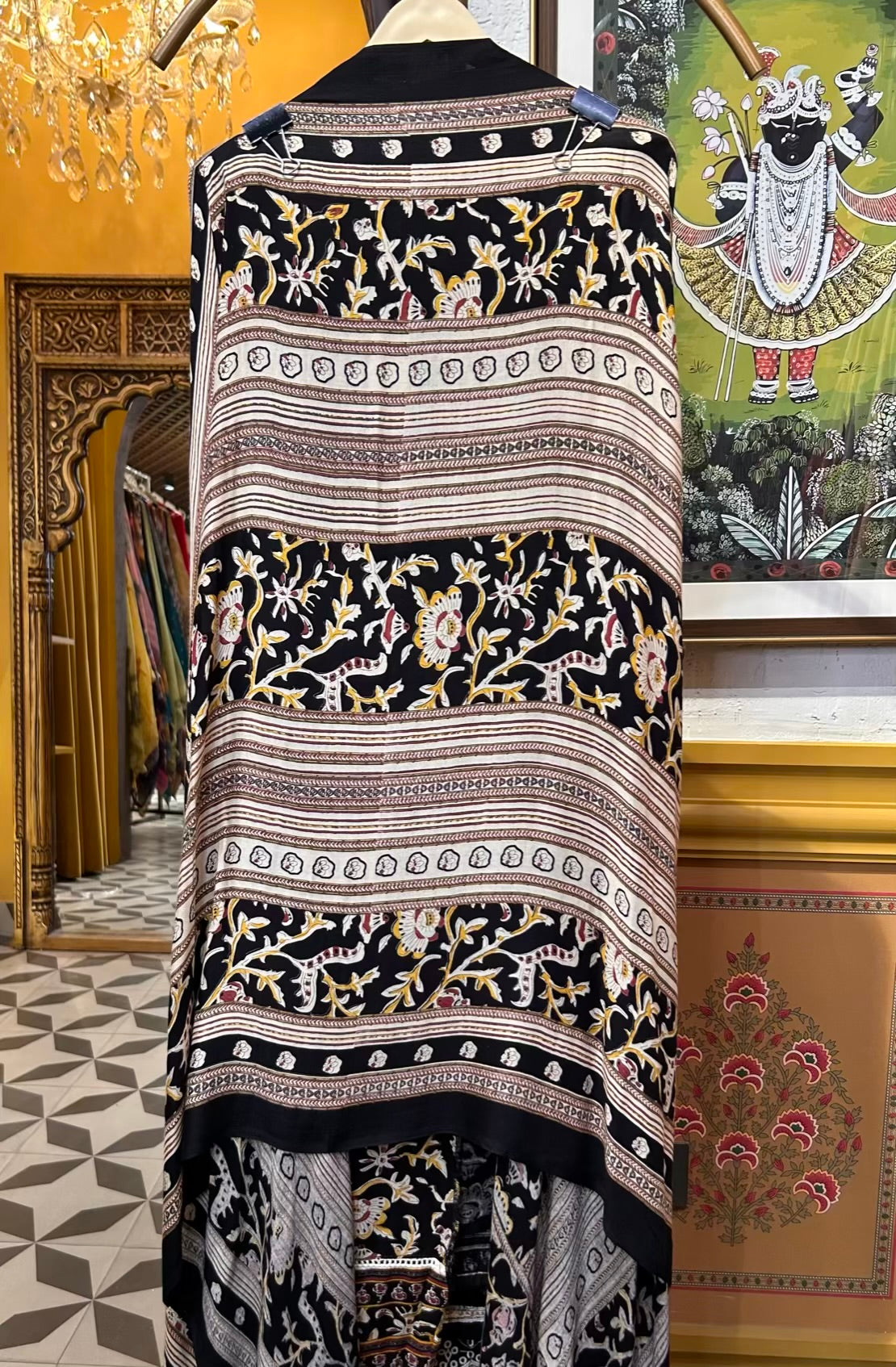 Pashmira Digital Suit (Black)