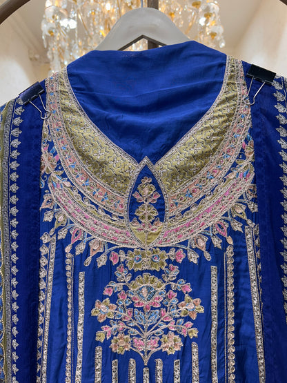 Rayanshi Stone Silk Suit
