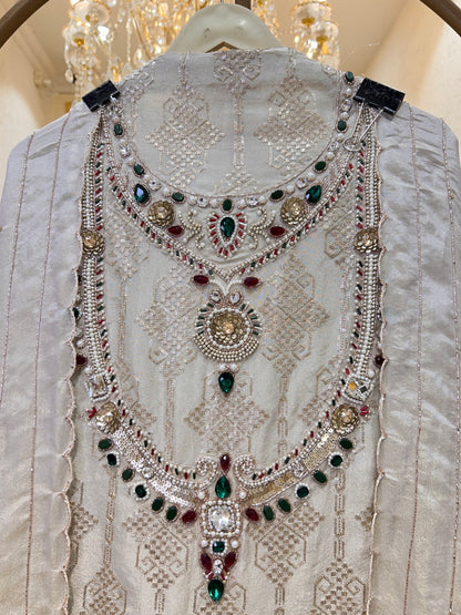 Chand Aangan Suit