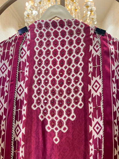 Abeer Gajji Suit